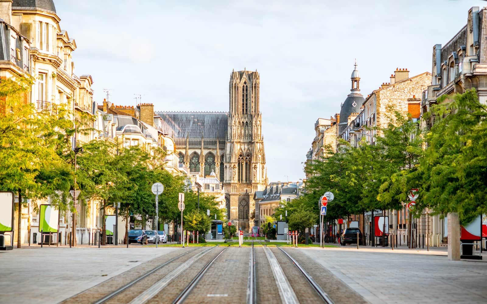 Les Bacchantes Reims