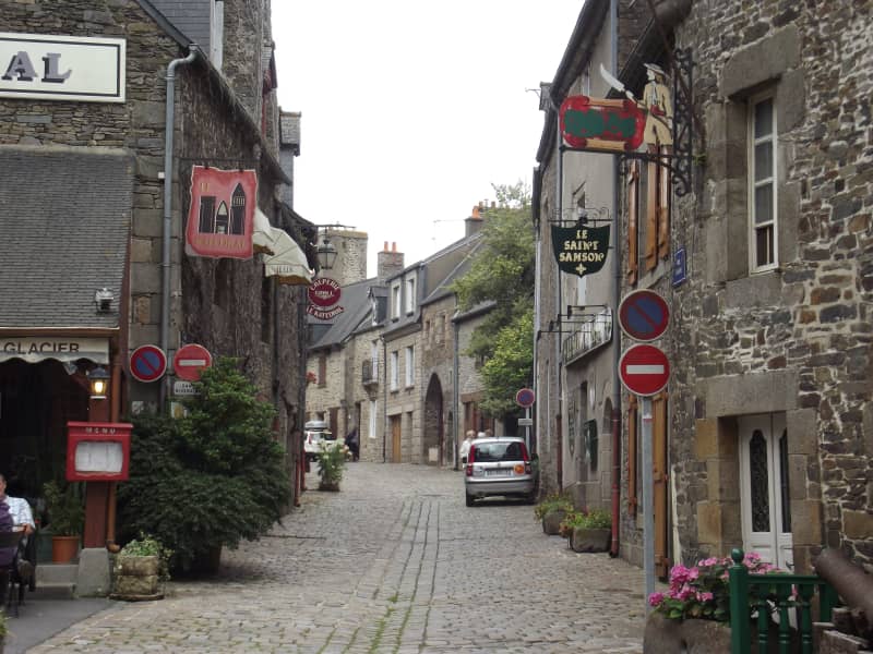 LeDefi du Mont-Dol